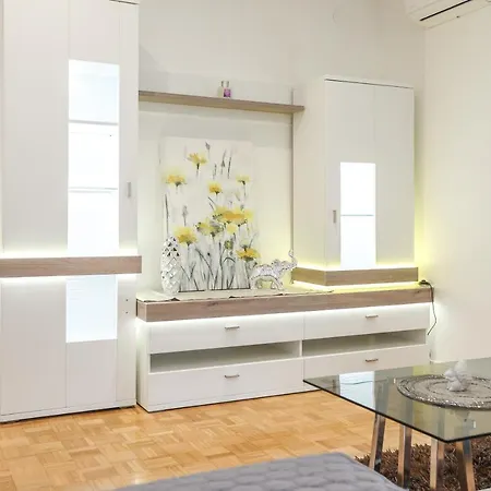 Apartman Sabina *